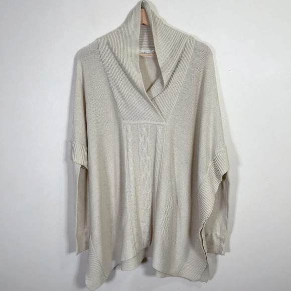 RD STYLE PONCHO OVERSIZED SWEATER IN CREAM COLOR - Picture 2 of 15